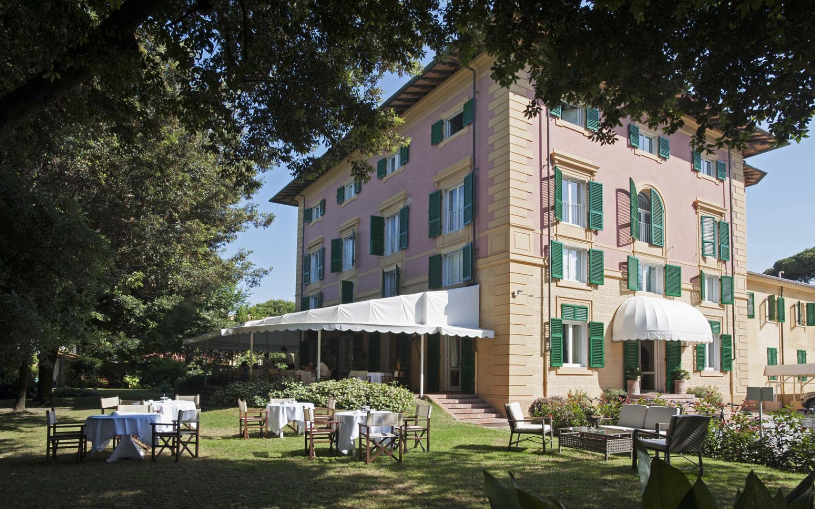 augustus hotel forte dei marmi italy